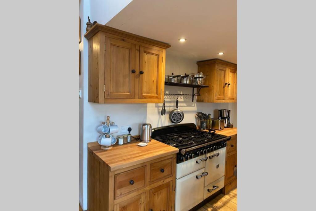 Spaniel Cottage With Views Of Ham Hill, Stoke Sub Hamdon Martock Exterior photo
